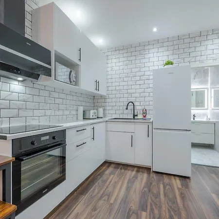 Modern 1 Bed Apartment - Us Embassy, Nine Elms & Battersea Station Londra Esterno foto