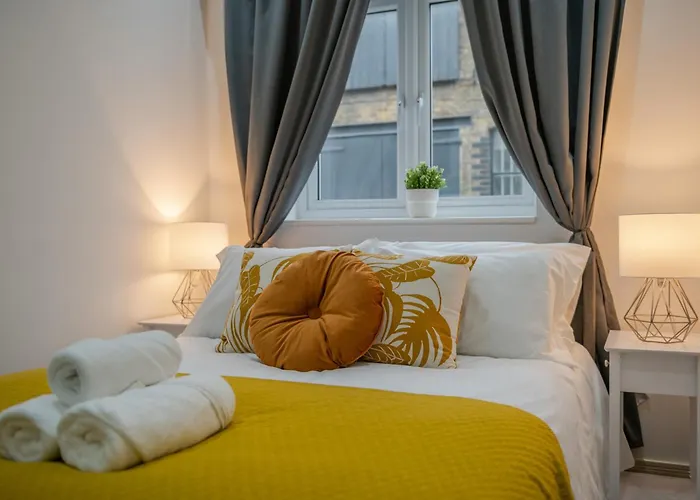 Modern 1 Bed Apartment - Us Embassy, Nine Elms & Battersea Station